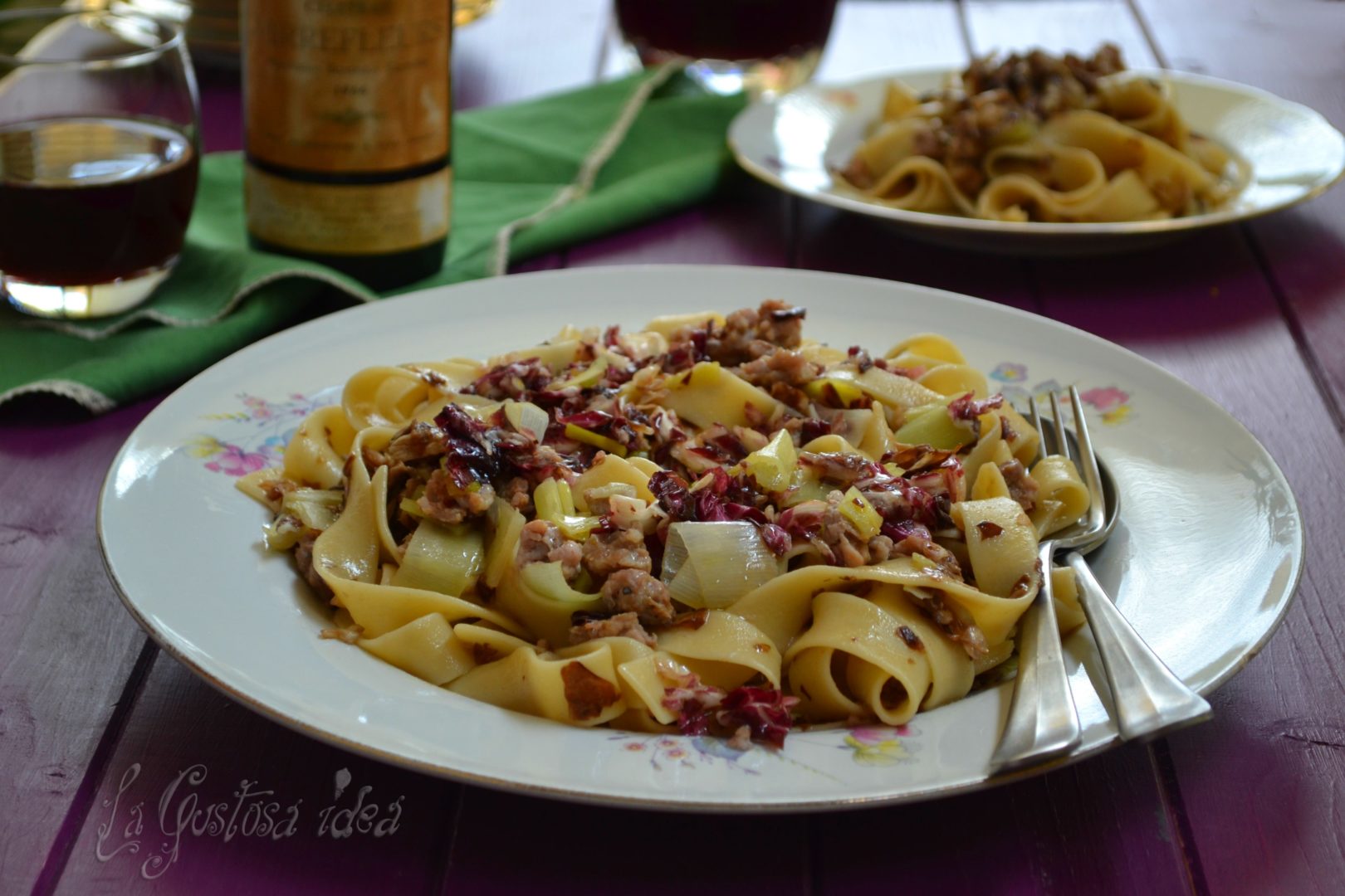 Pappardelle radicchio e salsiccia - La Gustosa Idea - Ricetta facile e ...