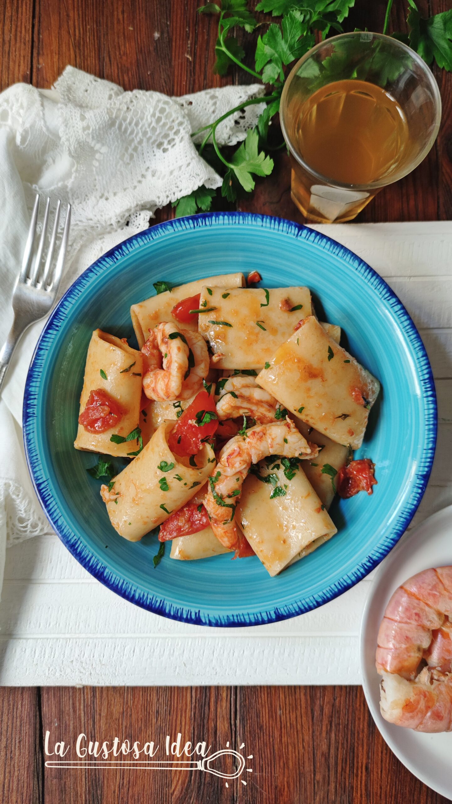 Paccheri al sugo di gamberoni - La Gustosa Idea -Primo piatto di mare