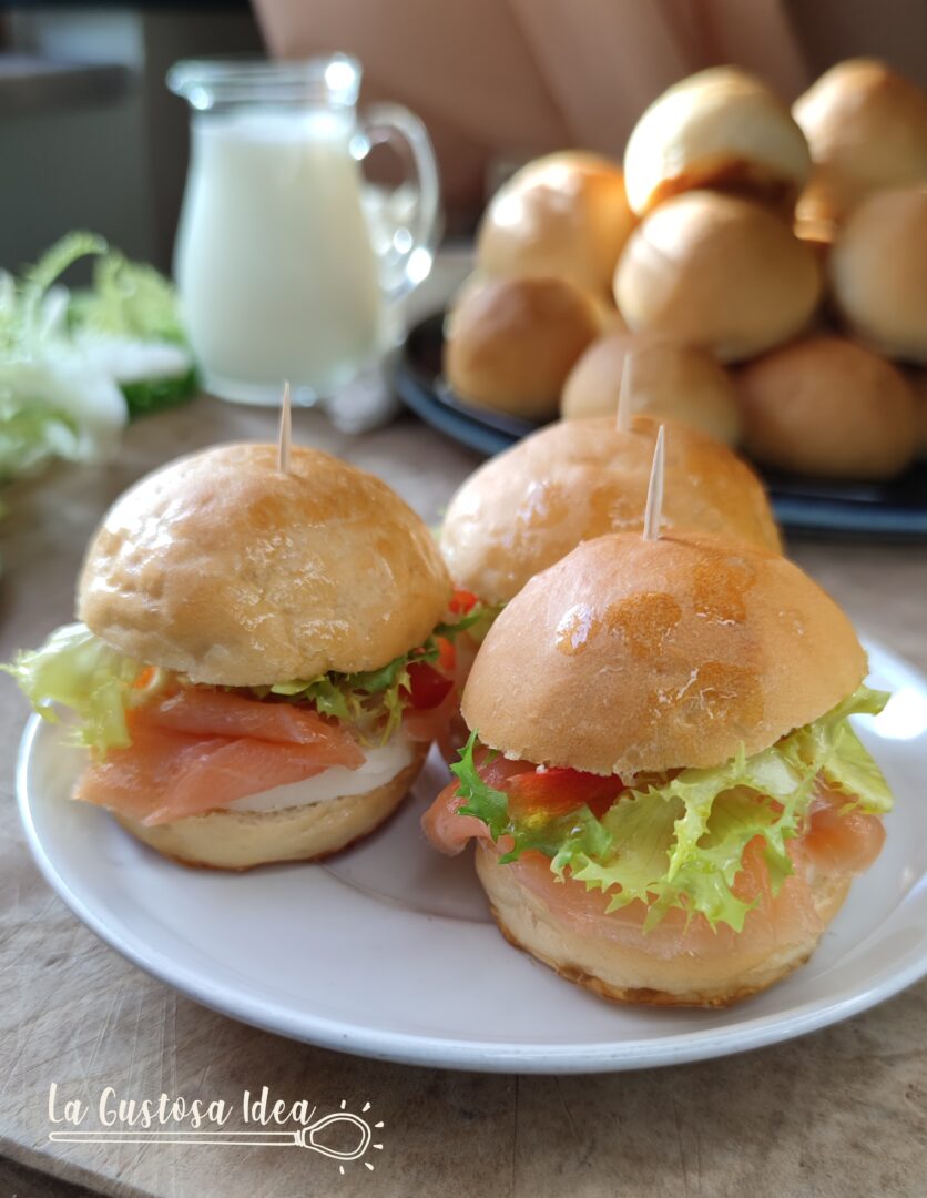 Panini al latte - La Gustosa Idea - Ricetta per buffet antipasti e merende