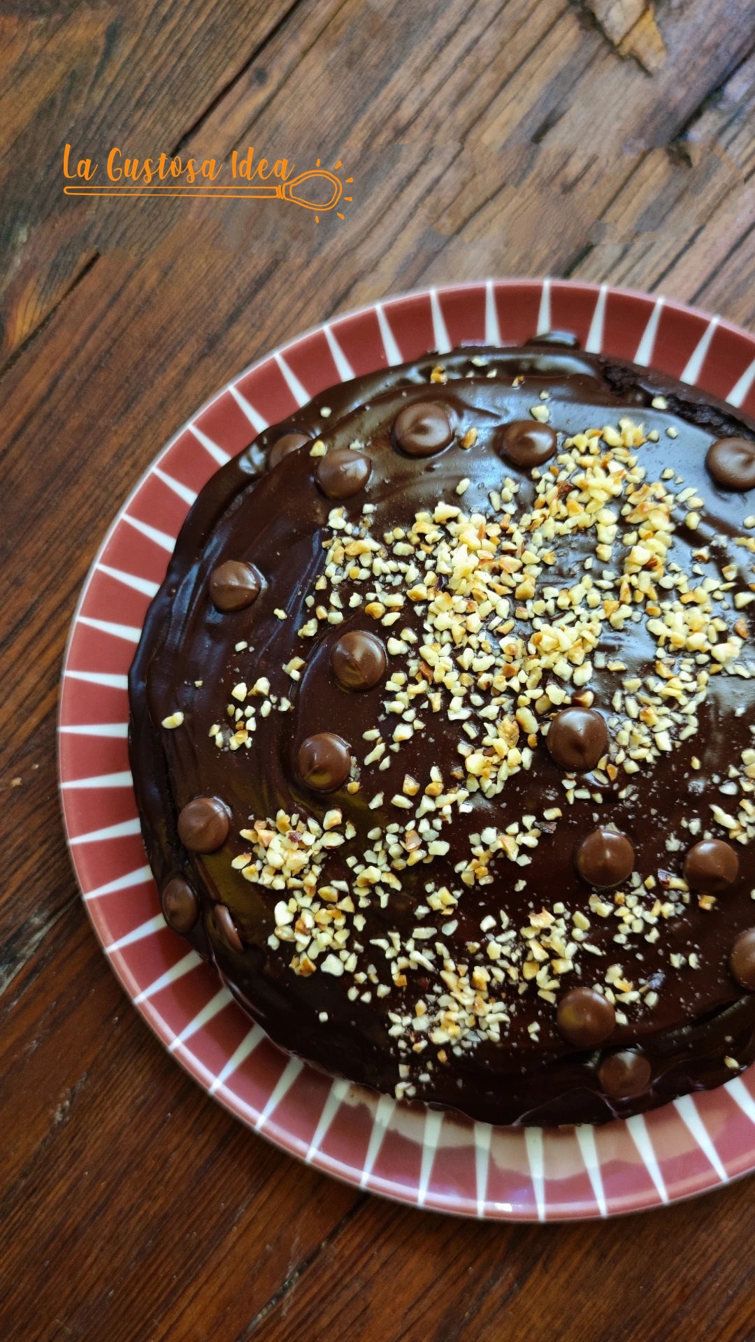 Torta al cacao con crema al latte e ganache al cioccolato - La Gustosa Idea